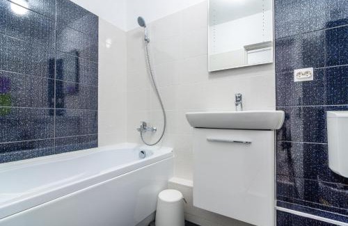 Sector 3 Apartment | Stylish Studio by National Arena - High-Speed WiFi