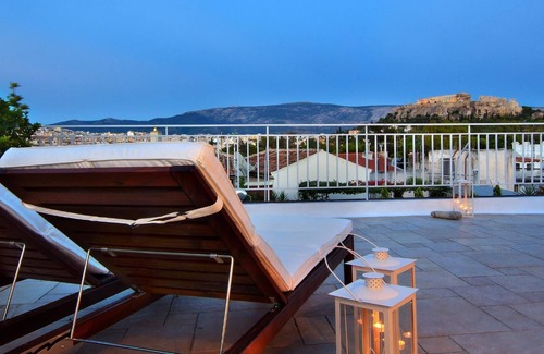 Thissio Hotel | Stylish studio loft with Superb balcony