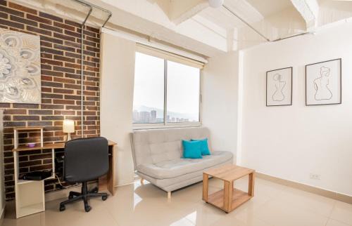 El Tesoro Apartment | Stylish Suite in El Poblado, Near Provenza!