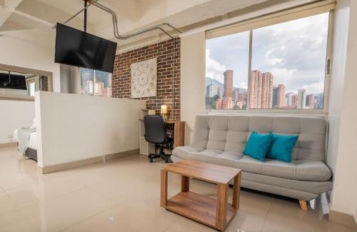 El Tesoro Apartment | Stylish Suite in El Poblado, Near Provenza!