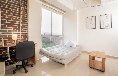 El Tesoro Apartment | Stylish Suite in El Poblado, Near Provenza!