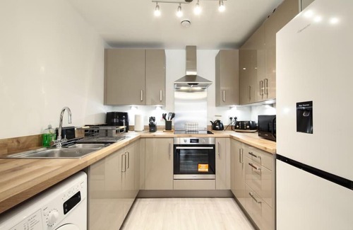 South Ockendon Apartment | Stylish Well-Furnished Haven.
