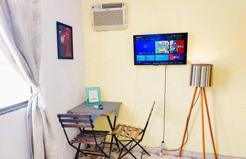 Sao Cristovao Apartment | Suíte Casal com Ar TV e Frigobar