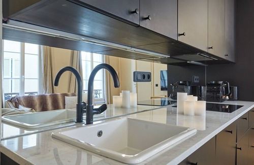 L'Europe Apartment | Sublim new Flat Center of Paris Opera Madeleine