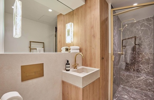 Paris City Center Apartment | Sublime and New Studio Louvre Palais-royal