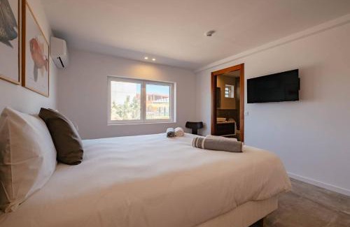 Grand Case Apartment | Suite 3 Mogador Residence, 1BR, brand-new, rare & luxury, beachfront