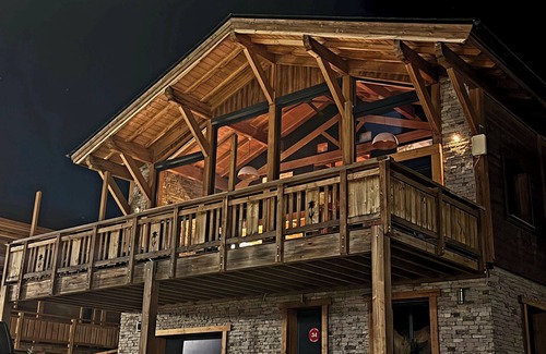 Font-Romeu-Odeillo-Via Ski Chalet | Suite Balnéo Les Boutons D'Or * Font-Romeu