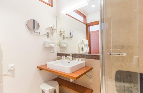 Drobollach am Faakersee House | Suite Karawanken - Seehotel Ressmann