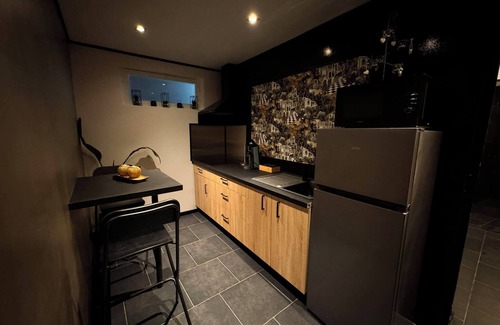 Flemalle Apartment | Suite Pour Amoureux Avec Jacuzzi Pour une Nuit Unique Hors du Quotidien