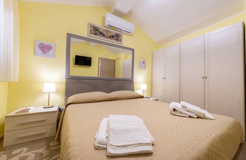 Giarre Apartment | Suite Smeraldo - Etna Diamond Suites - Taormina&Etna - SunTripSicily