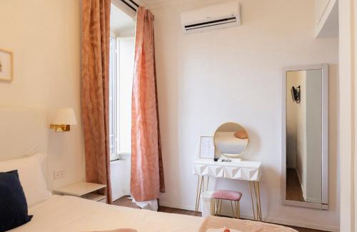 Vatican House | Suitedream Vatican