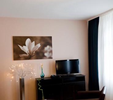 Baden Baden Old Town Hotel | Suiten Hotel Dependance Laterne