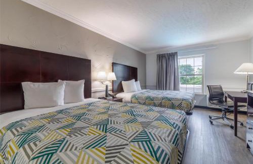 Dallas Design District Hotel | Suites Dallas TX Downtown