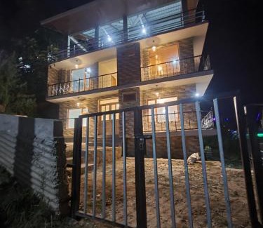 Tosh House | Sukoon Retreat