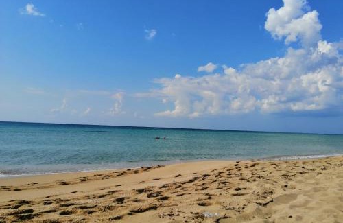 San Pietro in Bevagna House | SULLA SPIAGGIA VILLETTA A SCHIERA int.11