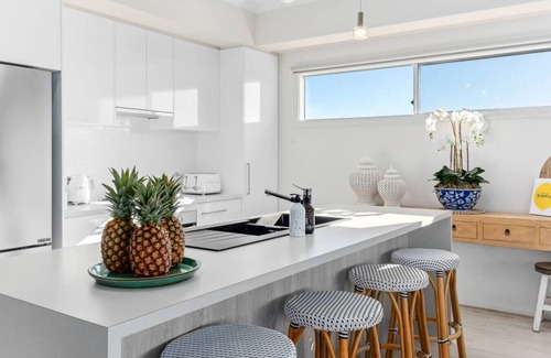 Encounter Bay House | Summer Bay House (Lakefront)