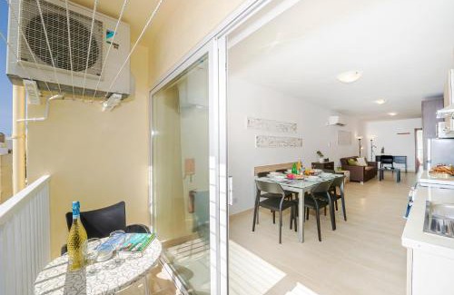 Mellieha Apartment | Summer Breeze Comfort Sunny Apartments close to the sandy beaches - by Getawaysmalta