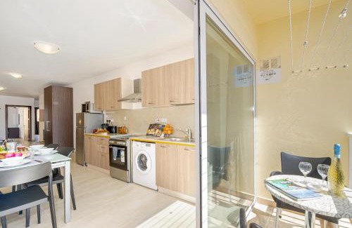 Mellieha Apartment | Summer Breeze Comfort Sunny Apartments close to the sandy beaches - by Getawaysmalta