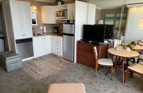 Galveston Resort | Summer By The Sea at the San Luis
