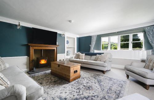 Bampton House | Summergreen Farmhouse