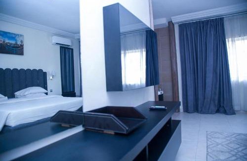 Maitama Hotel | Summerset Continental Hotel Maitama by T E L E Hospitality