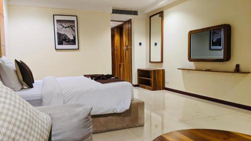 Maitama Hotel | Summerset Continental Hotel Maitama by T E L E Hospitality