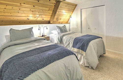 Pinetop Cottage | Sun-dappled Pinetop A-frame: Hike, Golf & More!
