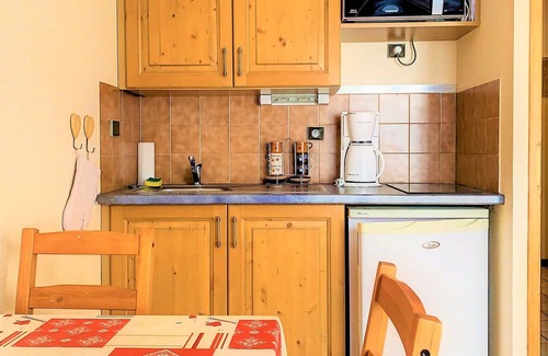 Les Carroz-d'Araches Apartment | Sun Hotel