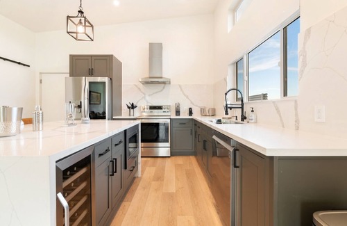 Joshua Tree House | Sun Oro Joshua Tree - Hot Tub, Bbq, Fire Pit & Gameroom 2 Bedroom Home by RedAwning