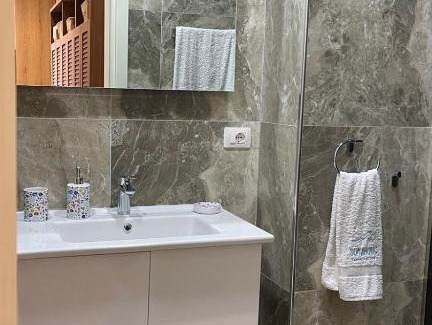 Jala Apartment | Sunaholic Apartament Palase, Green Coast Resort