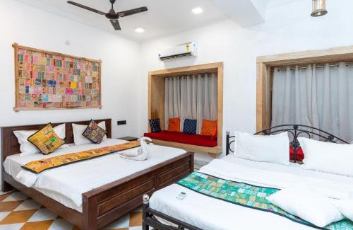Amar Sagar Pol Hotel | Sundar Haveli