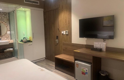 Little Japan Hotel | Sunflower Luxury Hotel
