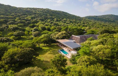 Hluhluwe Cabin | Sungulwane Private Game Lodge
