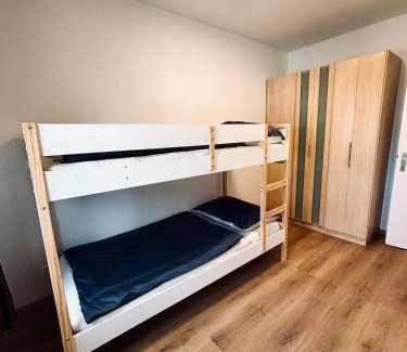 Voesendorf Apartment | Sunlit Apartment with Garden, Next to Station, Vienna