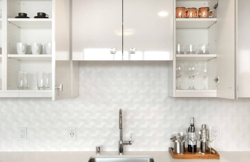 South of Market Apartment | Sunlit SoMa Studio w/ Gym + Rooftop Lounge, near Tech HQs by Blueground