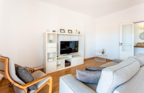 Albufeira Apartment | Sunny 3BDR Apt with Pool in Ferreiras by LovelyStay