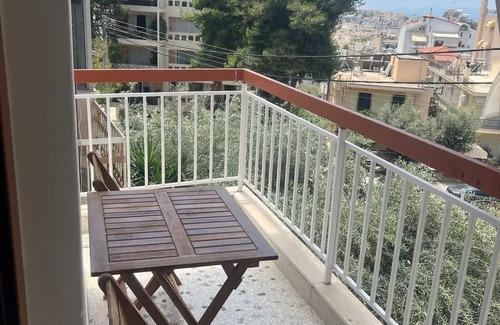 Alimos Apartment | Sunny Coastal Escape in Alimos