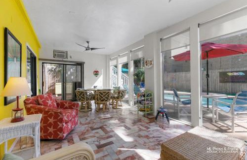 South Padre Island House | Sunny Daze by South Padre Resort Rentals