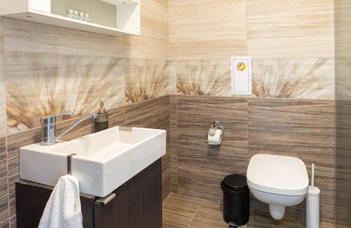 Trakata Apartment | Sunny flat with pool