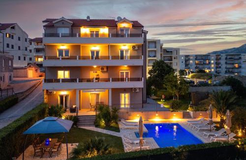 Znjan Apartment | Sunny Garden
