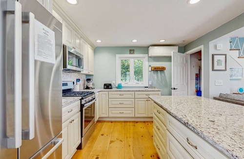 Wells Beach House | Sunny home near the sand with bikes, grill, firepit, & balcony- dog-friendly