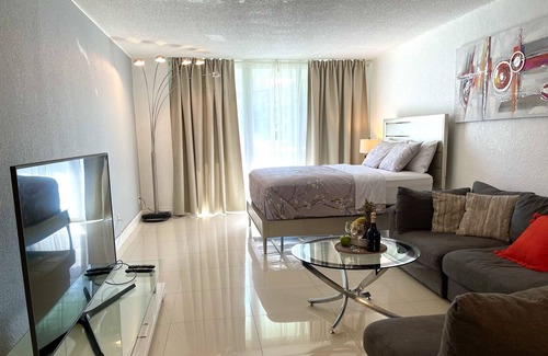 Sunny Isles Beach Apartment | Sunny Isles Beach