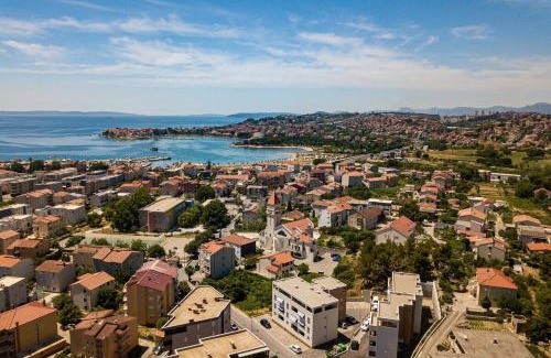 Strozanac Apartment | SUNNy PLACE