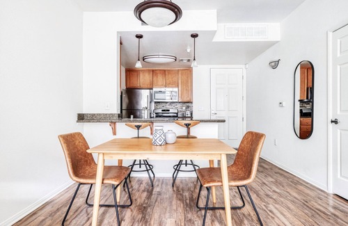 Los Angeles Apartment | Sunny Playa del Rey 1BR w/W/D, Gym, Pool, 5 min to beach, by Blueground