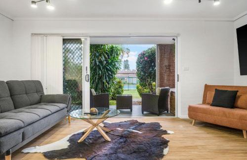 Port Macquarie Apartment | Sunnyside by the bay