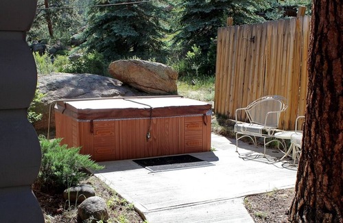 Estes Park Cabin | Sunnyside Knoll: 6 1 Bedroom Cabin