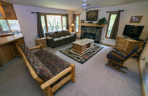 Estes Park Cabin | Sunnyside Knoll: 6 1 Bedroom Cabin