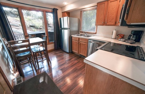 Estes Park Cabin | Sunnyside Knoll: 7 1 Bedroom Cabin