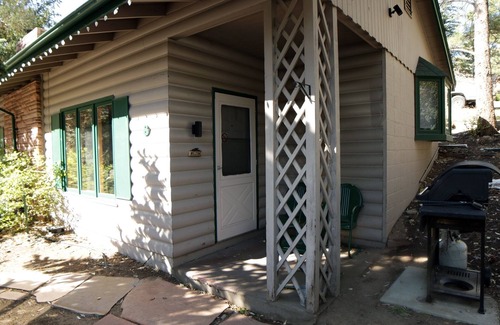 Estes Park Cabin | Sunnyside Knoll: 8 1 Bedroom Cabin