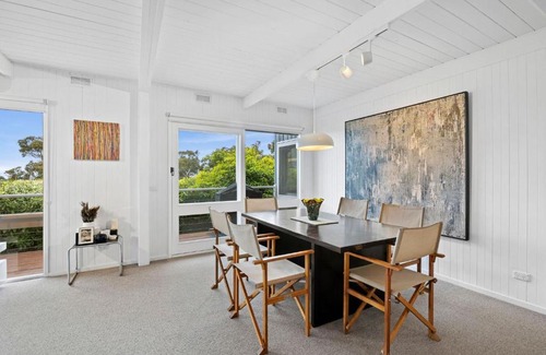 Lorne House | Sunrise on William